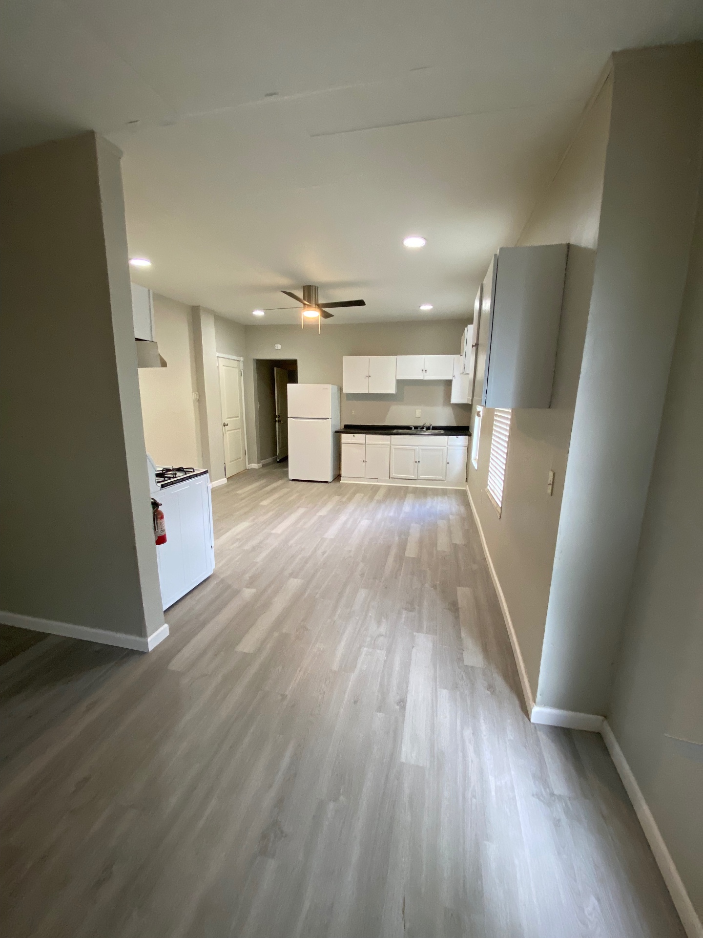 1200 Lenox Ave Apt 1 in Utica, New York